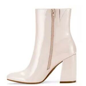 Crown and Ivy Chic White Ankle Boots